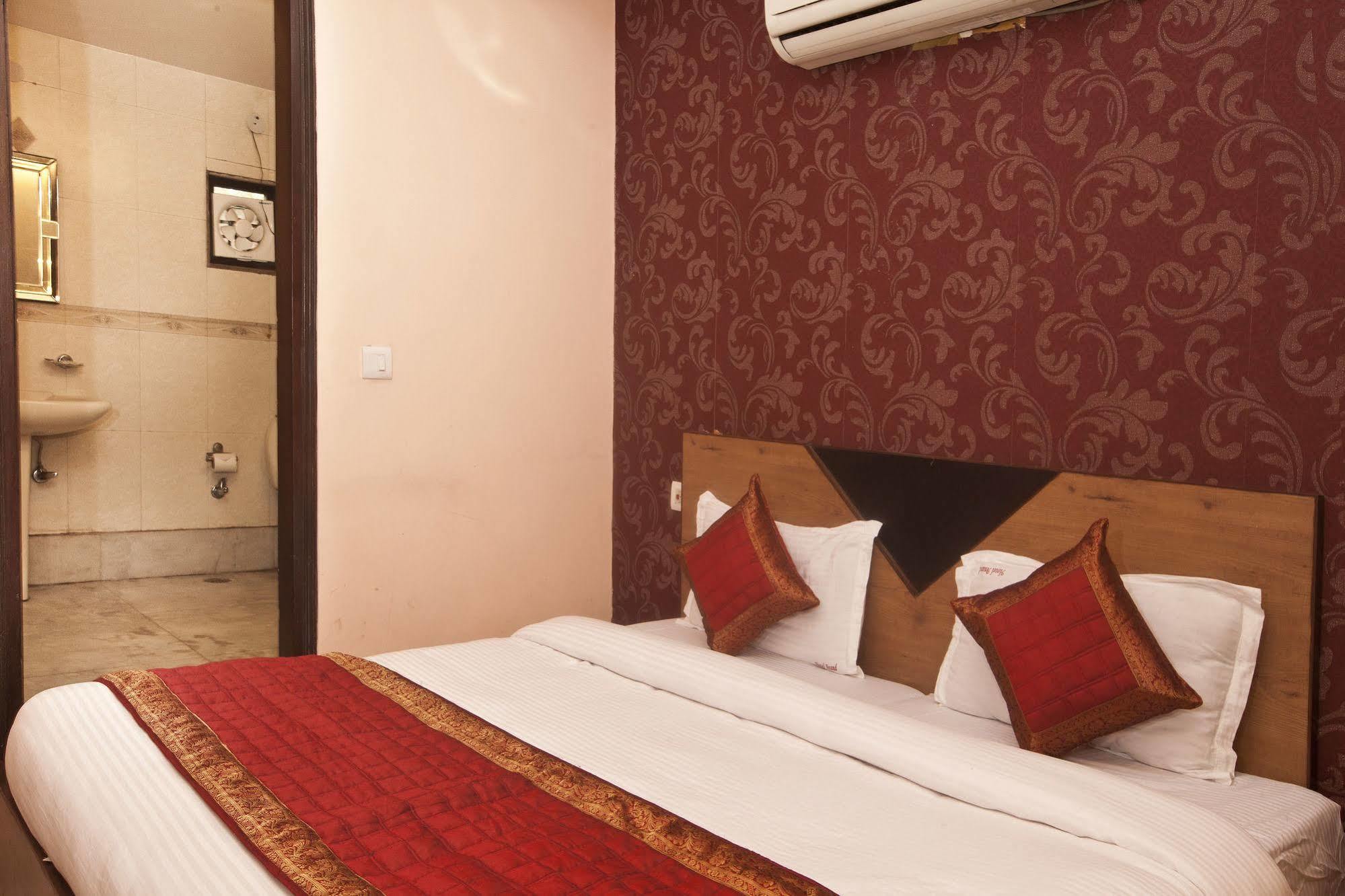 Hotel Ananda 德里 外观 照片